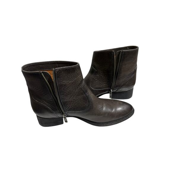 Frye Brooke short inside zip ankle boots booties smoke gray leather 9 B - Picture 9 of 12